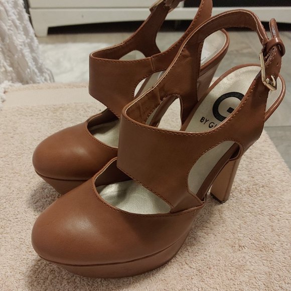 GUESS Cognac Platform Cage Roundtoe Heels - Picture 6 of 6